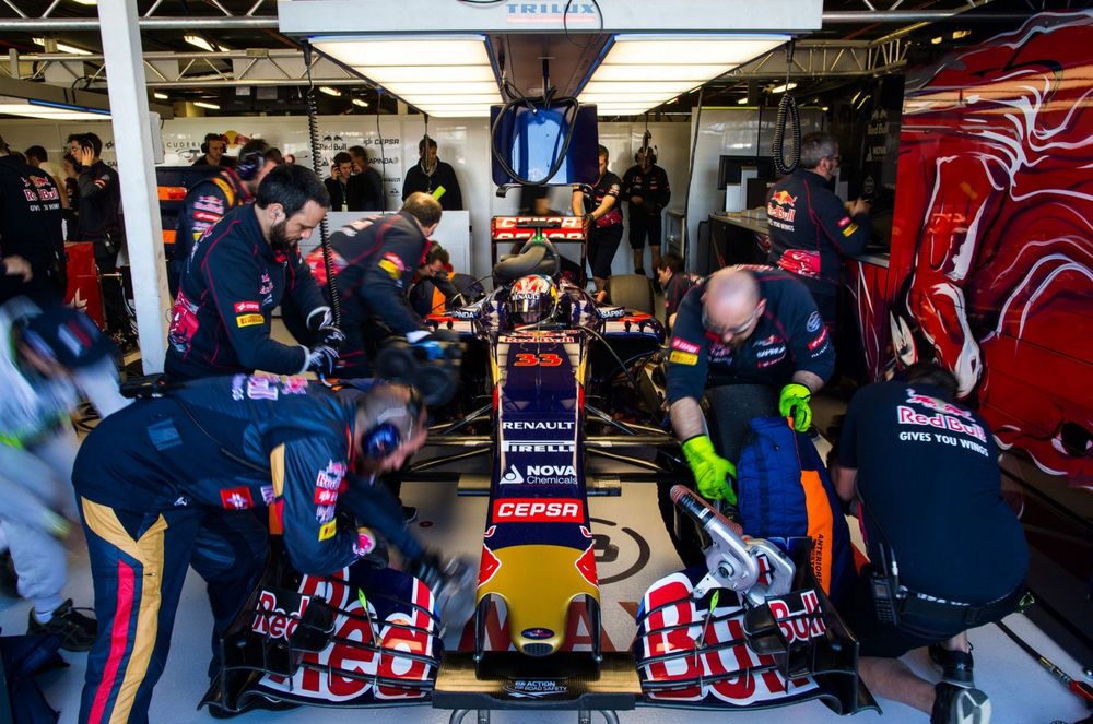 Cepsa Toro Rosso